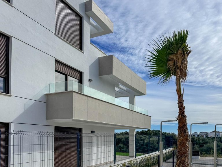 Penthouse for Sale in Estepona, Malaga 9