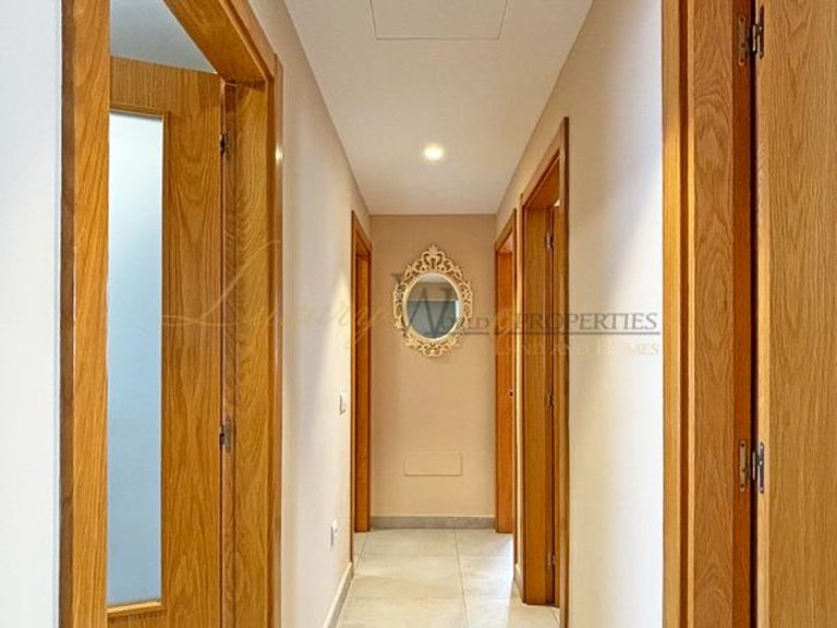 Penthouse for Sale in Adeje, Tenerife, España 14