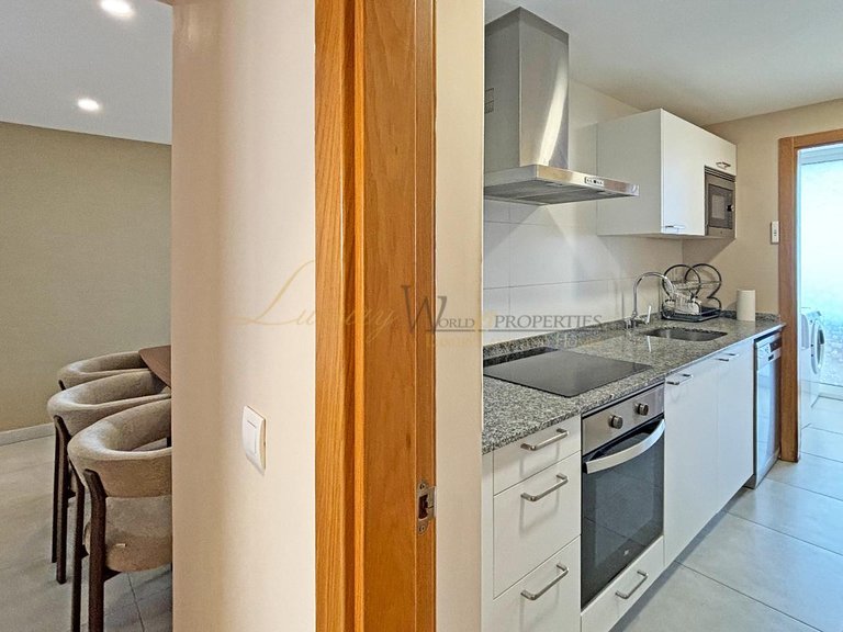 Penthouse for Sale in Adeje, Tenerife, España 10