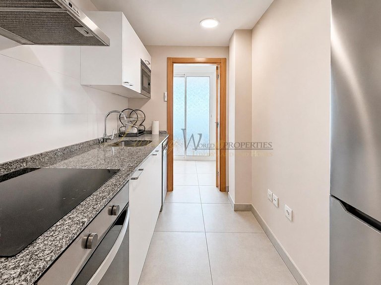 Penthouse for Sale in Adeje, Tenerife, España 12