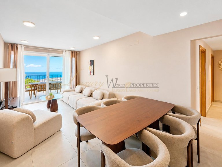 Penthouse for Sale in Adeje, Tenerife, España 9
