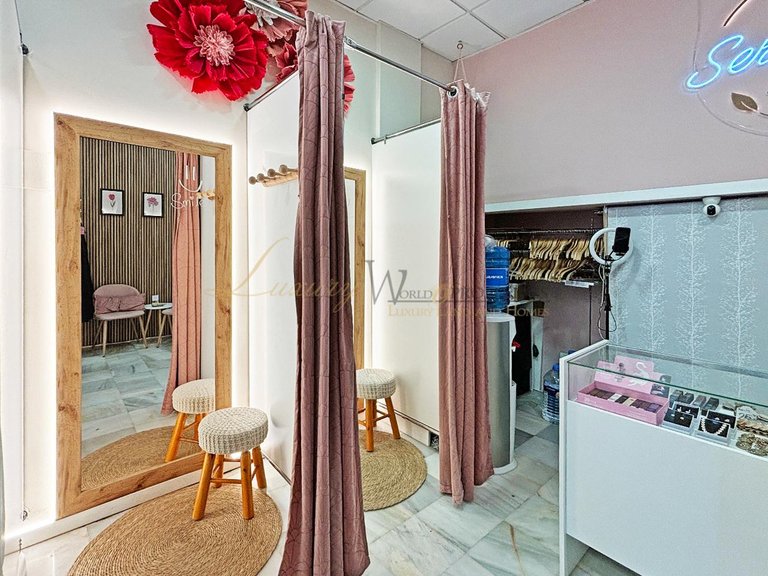Commercial for Rent in Playa De Las Americas, Tenerife, España 5