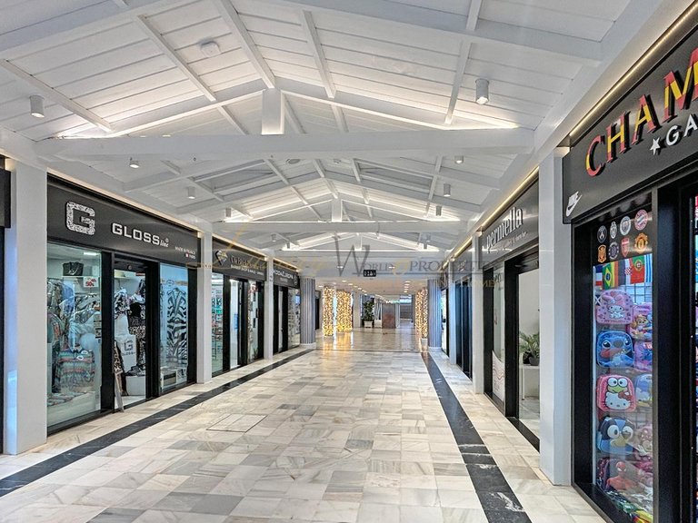 Commercial for Rent in Playa De Las Americas, Tenerife, España 7