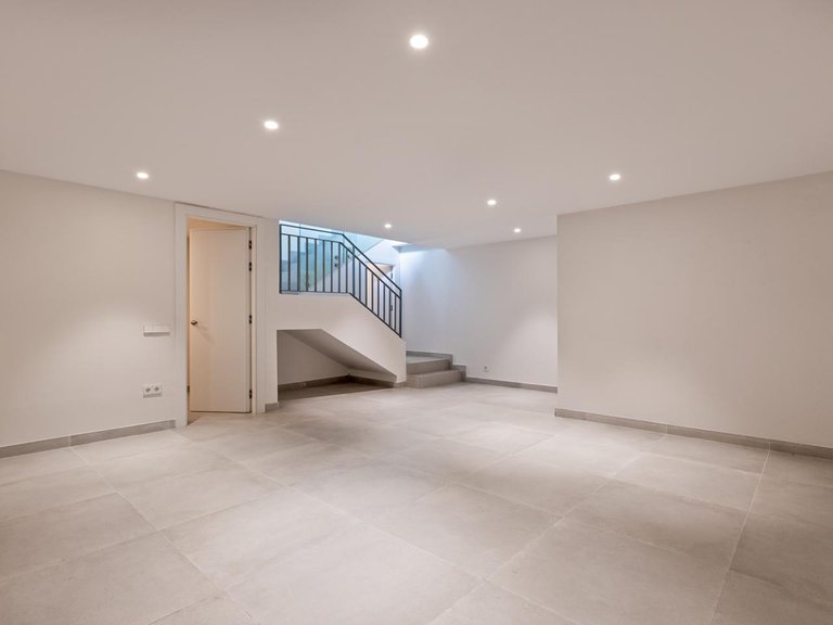 Villa for Sale in San Pedro Alcántara, Malaga 24