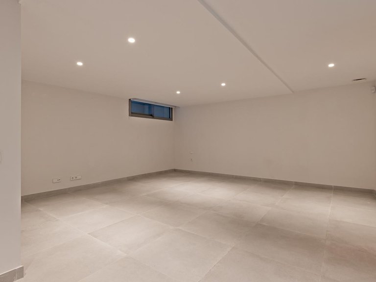 Villa for Sale in San Pedro Alcántara, Malaga 25