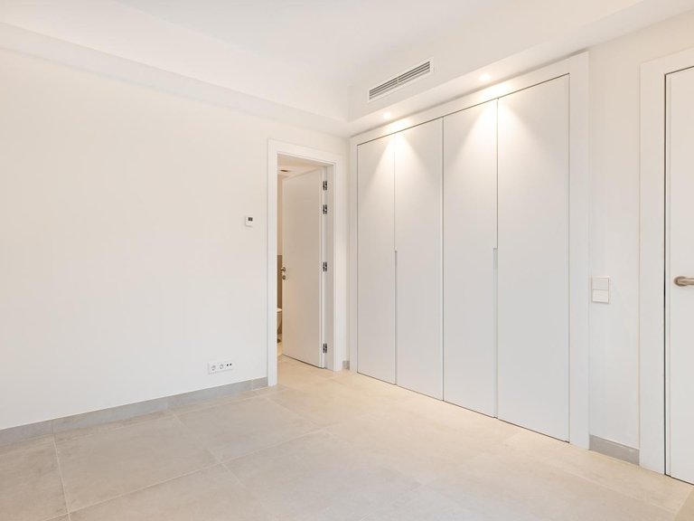 Villa for Sale in San Pedro Alcántara, Malaga 17