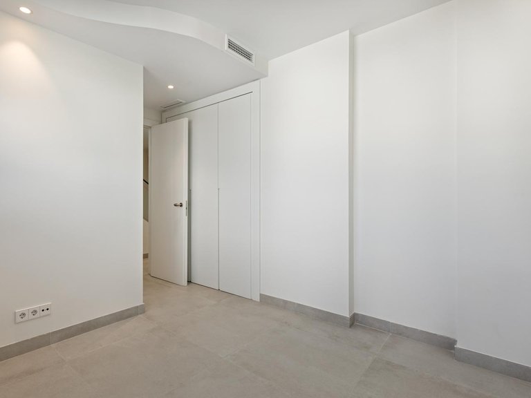 Villa for Sale in San Pedro Alcántara, Malaga 14
