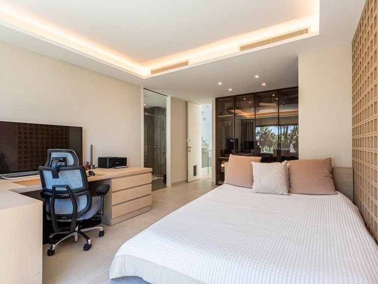 Villa for Sale in Saladavieja, Malaga 18