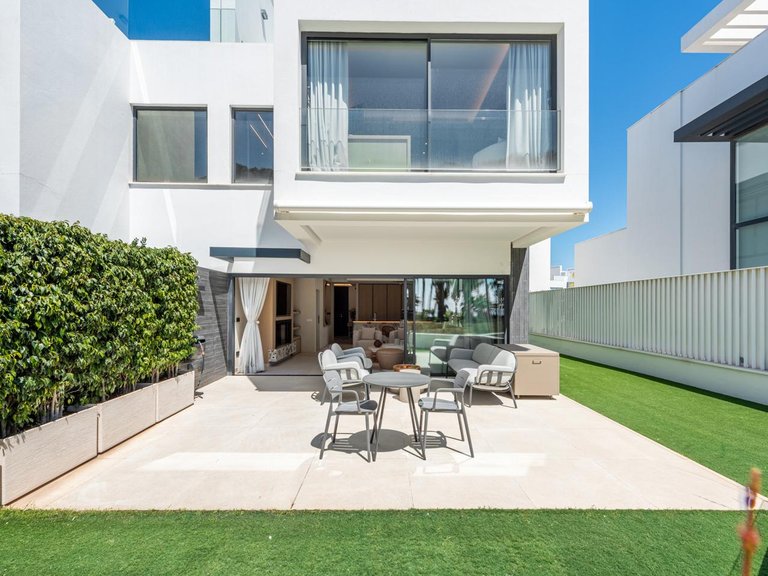 Villa for Sale in Saladavieja, Malaga 4