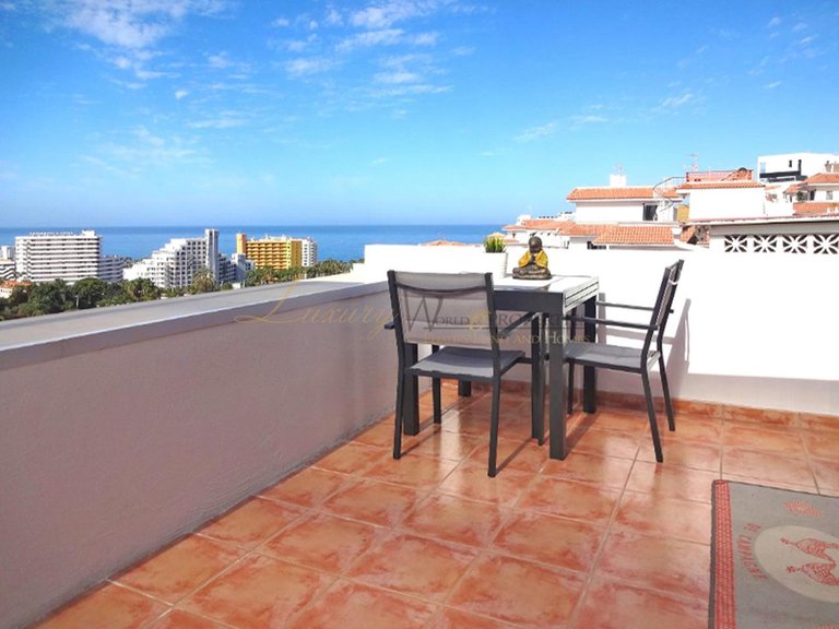 Penthouse for Sale in Costa Adeje, Tenerife, España 2