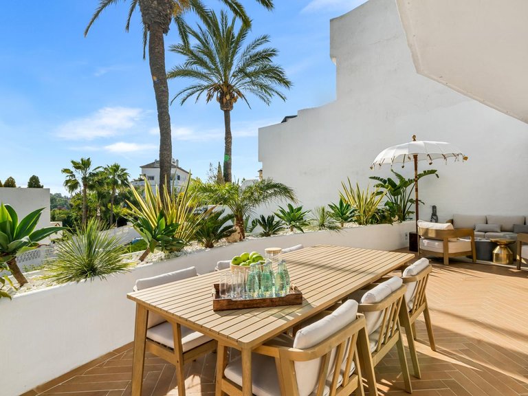 Apartment for Sale in Marbella, Malaga 18