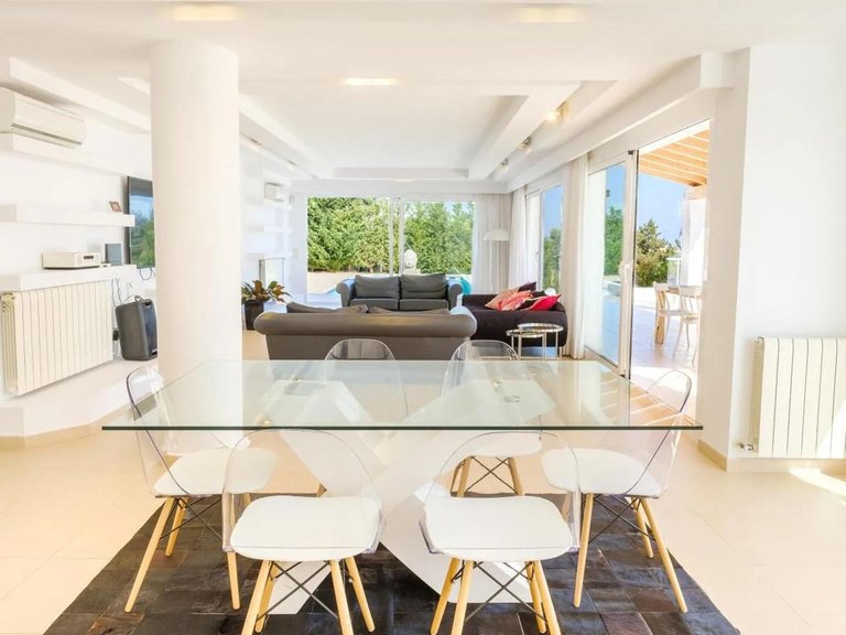 Villa for Rent in Sa Carroca, Balearic Islands 13