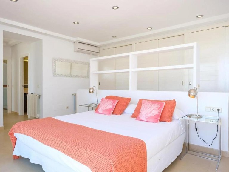 Villa for Rent in Sa Carroca, Balearic Islands 24