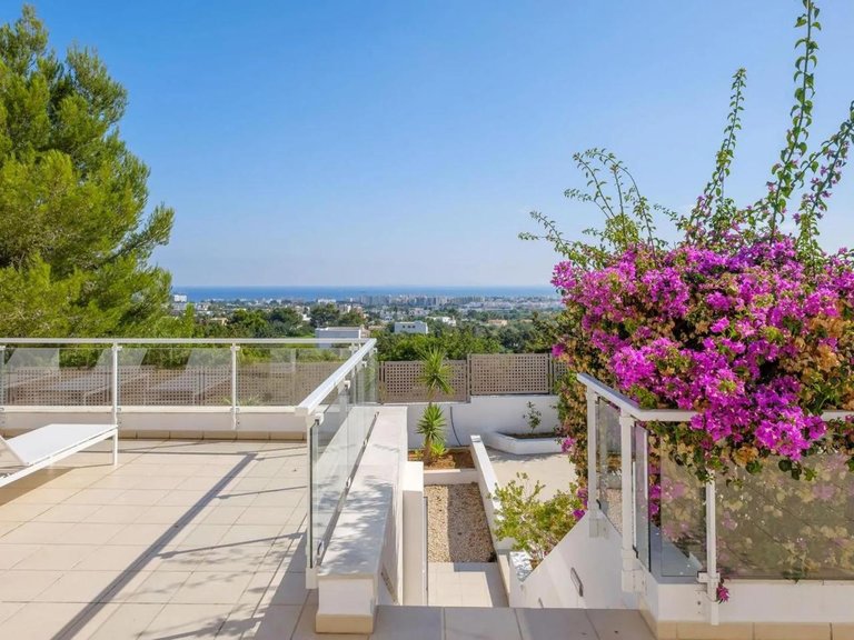 Villa for Rent in Sa Carroca, Balearic Islands 8
