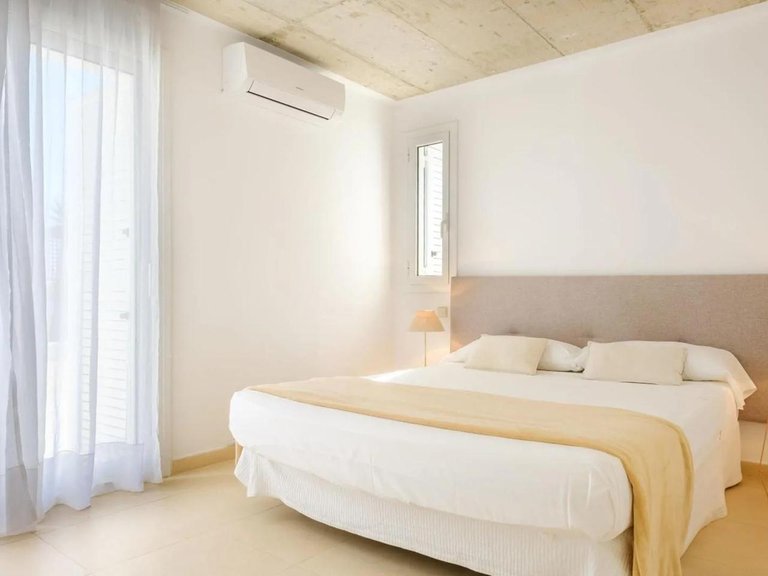 Villa for Rent in Sa Carroca, Balearic Islands 28
