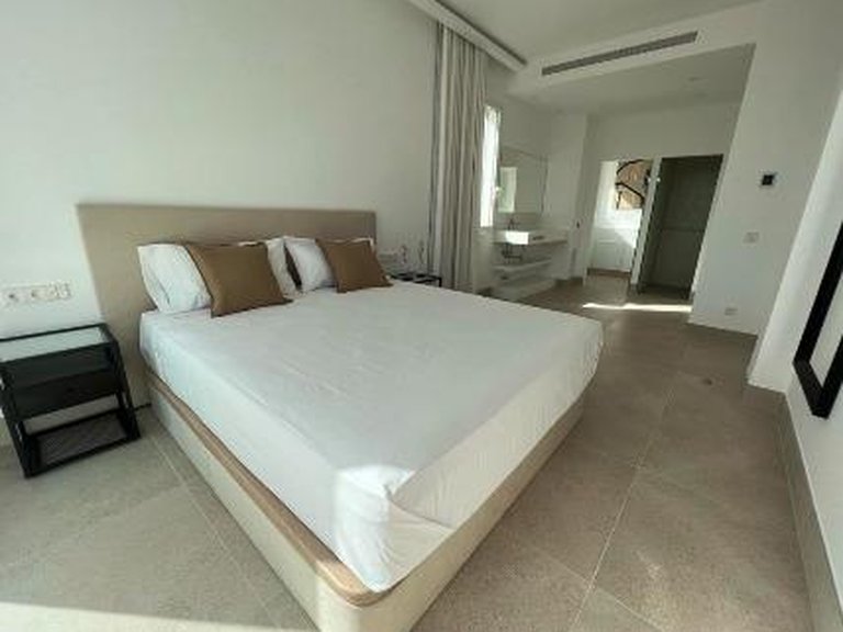 Villa for Rent in Puig Den Vinyets, Balearic Islands 13