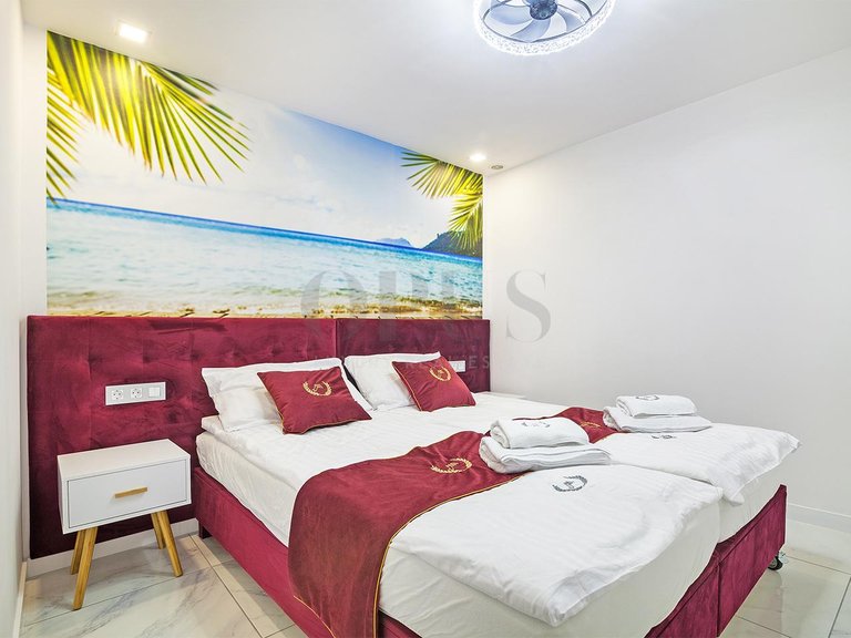 Apartment for Sale in Playa De Las Americas, Tenerife, España 12