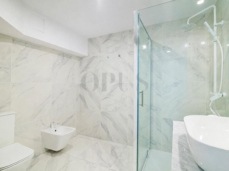 Apartment for Sale in Playa De Las Americas, Tenerife, España 9