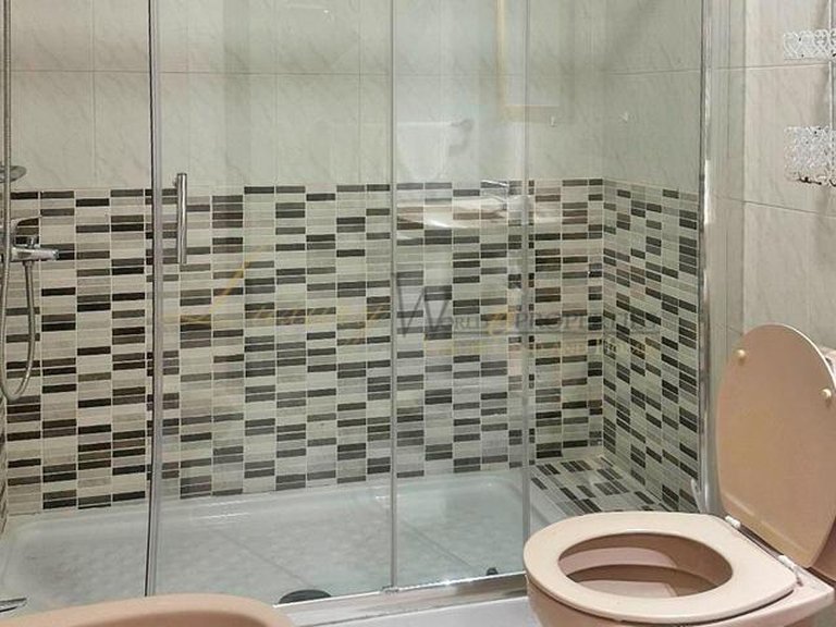 Apartment for Sale in Los Cristianos, Tenerife, España 19
