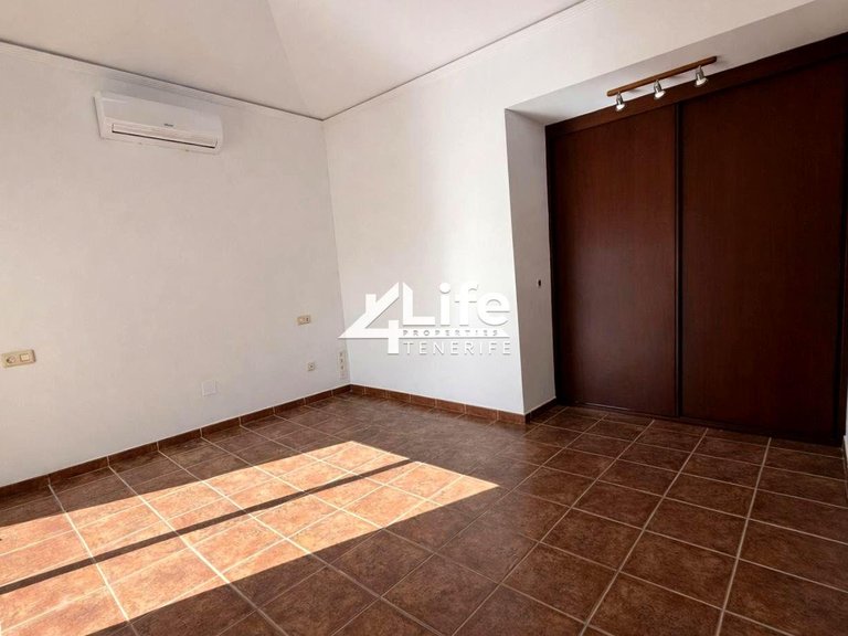 Villa for Sale in Granadilla De Abona, Tenerife 22