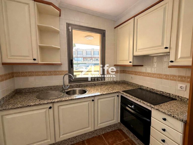 Villa for Sale in Granadilla De Abona, Tenerife 4