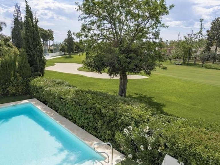 Villa for Sale in San Pedro Alcántara, Malaga 23