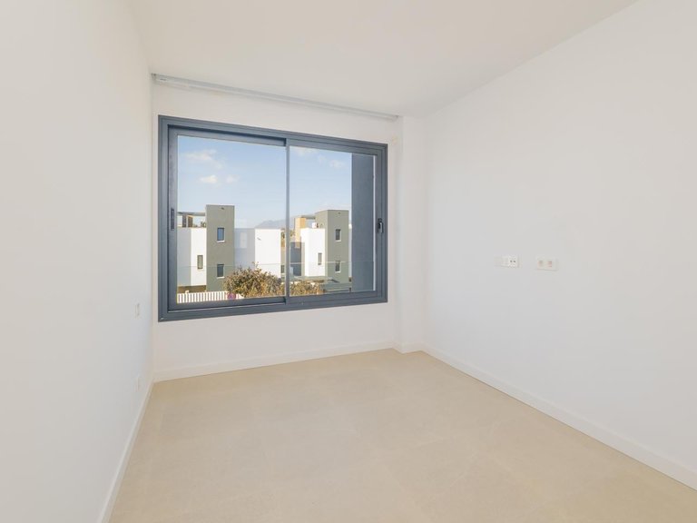 Villa for Sale in Estepona, Malaga 5