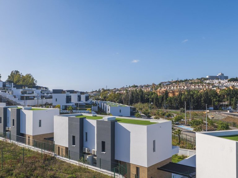 Villa for Sale in Estepona, Malaga 49