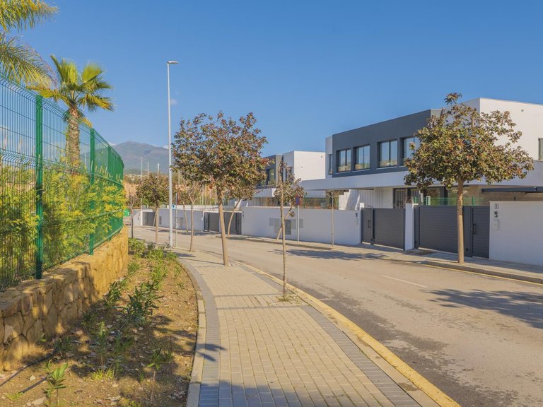 Villa for Sale in Estepona, Malaga 45