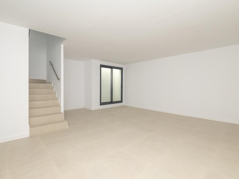 Villa for Sale in Estepona, Malaga 32
