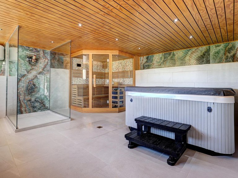 Villa for Sale in Buenas Noches, Malaga 34