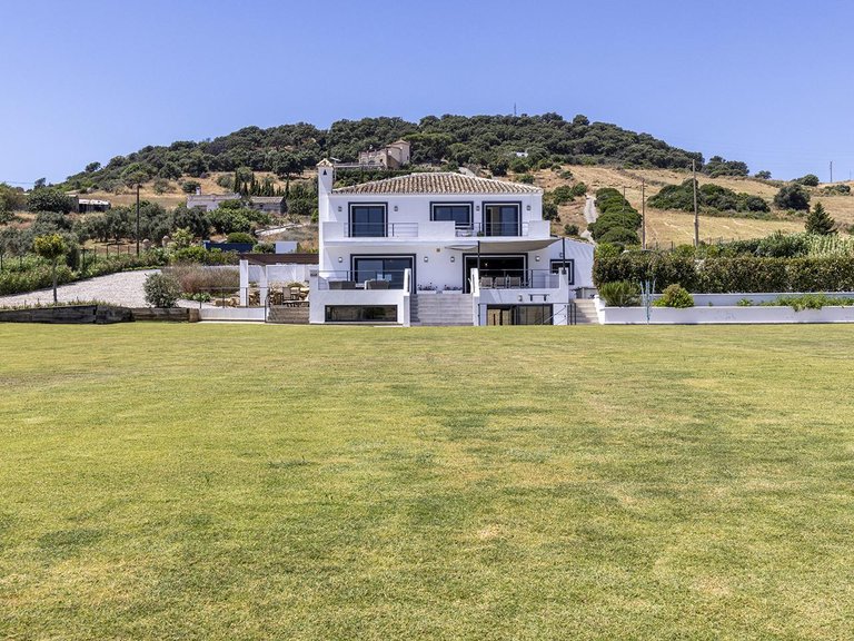 Villa for Sale in Buenas Noches, Malaga 2