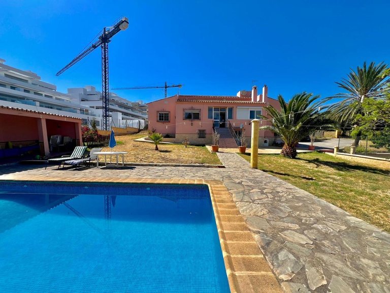 Villa for Sale in Estepona, Malaga 43