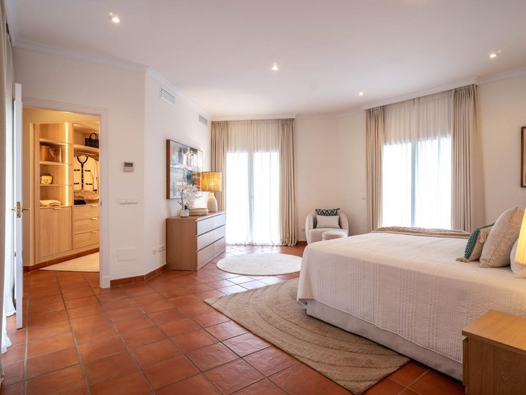 Villa for Sale in San Roque, Cadiz 8