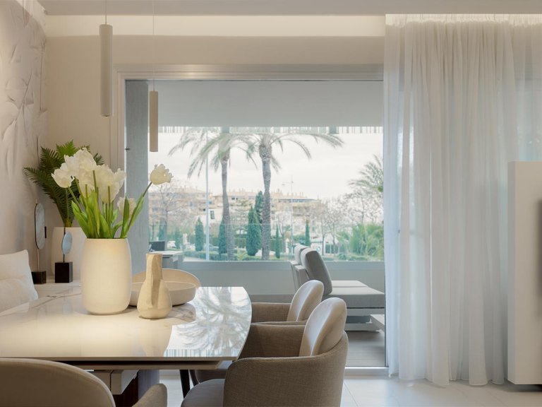 Penthouse for Sale in Marbella, Malaga 18