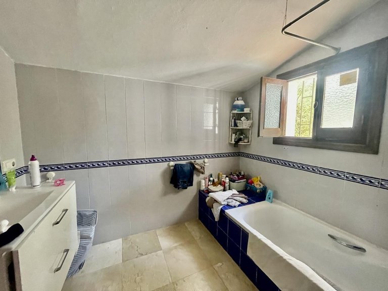 Country House for Sale in San Roque, Cadiz 14