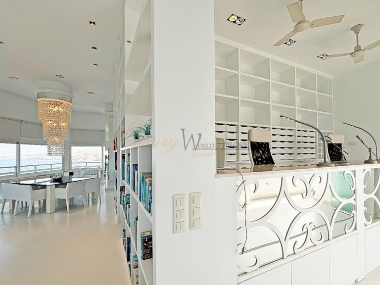 Penthouse for Sale in Costa Adeje, Tenerife, España 9