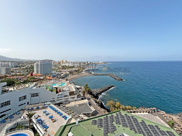 Penthouse for Sale in Costa Adeje, Tenerife, España 18