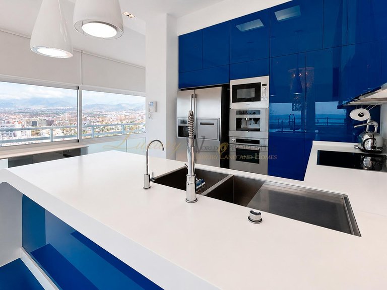 Penthouse for Sale in Costa Adeje, Tenerife, España 23