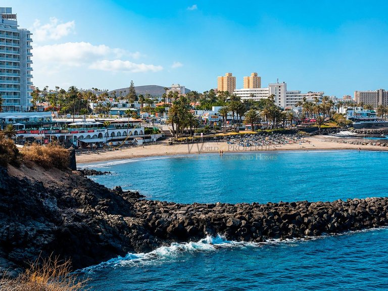 Penthouse for Sale in Costa Adeje, Tenerife, España 45