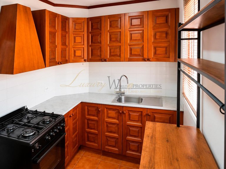 Apartment for Sale in Costa Del Silencio, Tenerife, España 4