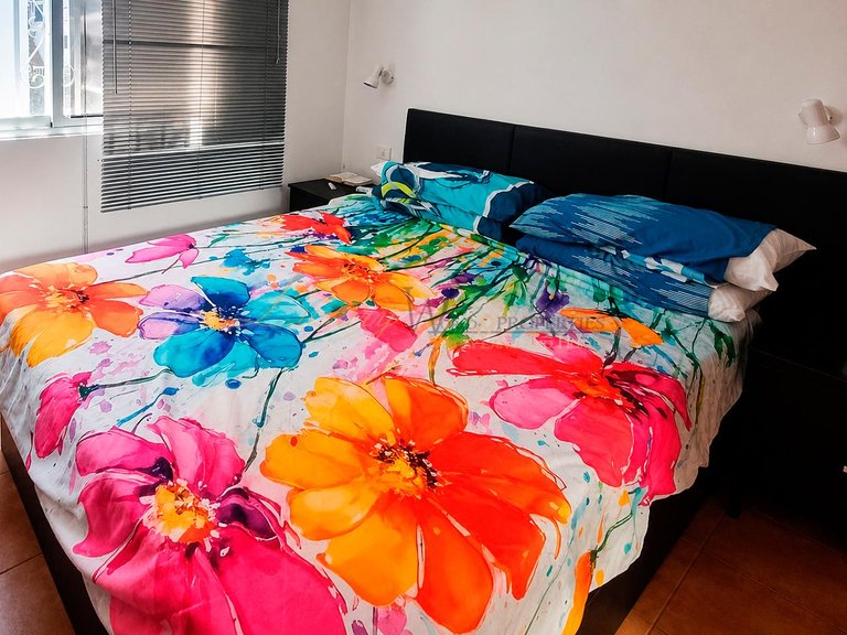 Apartment for Sale in Costa Del Silencio, Tenerife, España 9