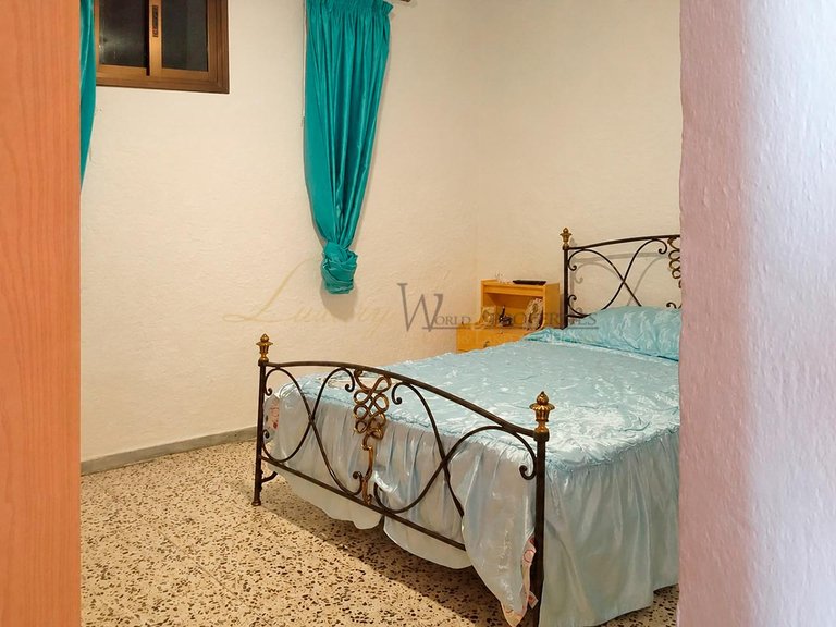 Villa for Sale in Las Manchas, Tenerife, España 11