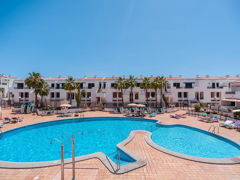 Apartment for Sale in Los Cristianos, Tenerife, España 18