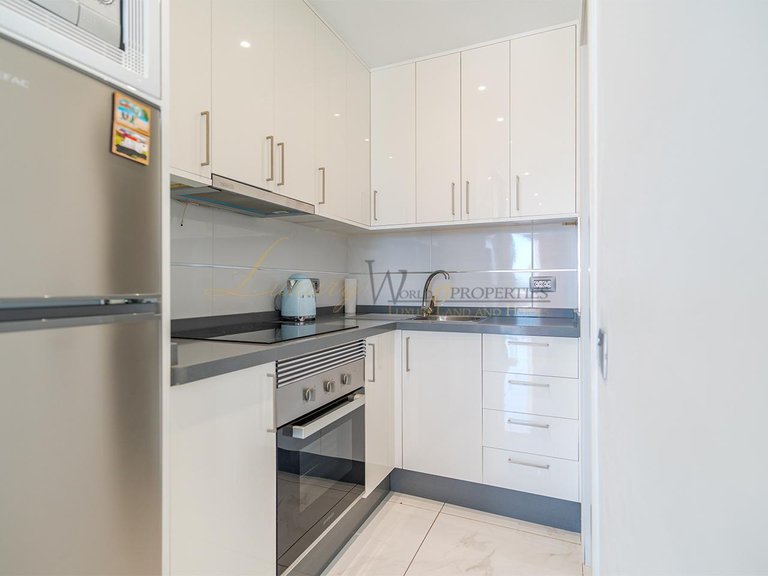 Apartment for Sale in Costa Adeje, Tenerife, España 11