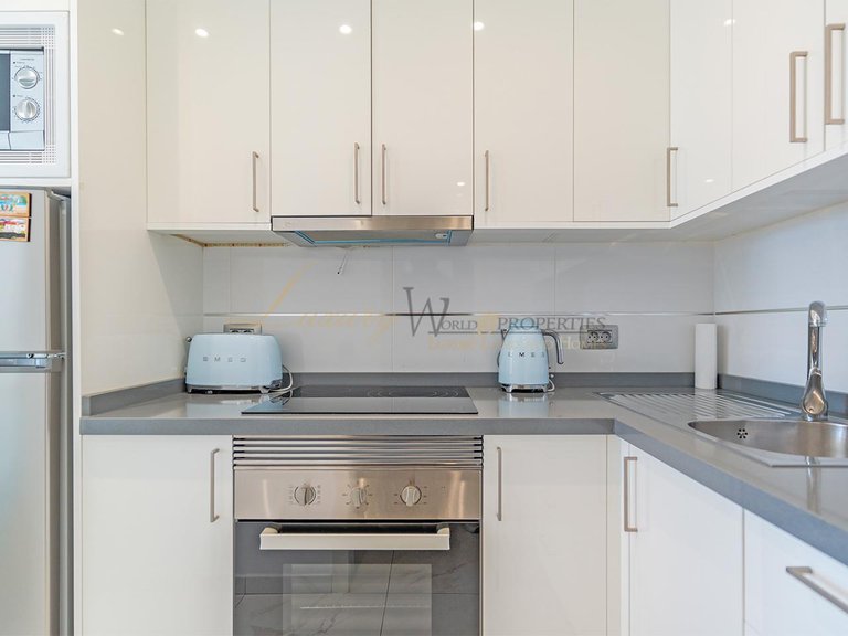 Apartment for Sale in Costa Adeje, Tenerife, España 12
