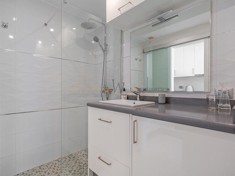 Apartment for Sale in Costa Adeje, Tenerife, España 14