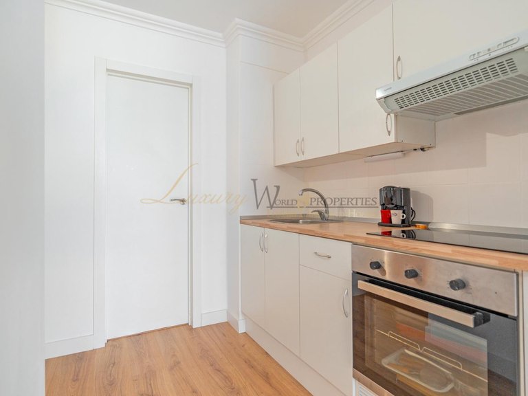 Apartment for Sale in Golf Del Sur, Tenerife, España 16