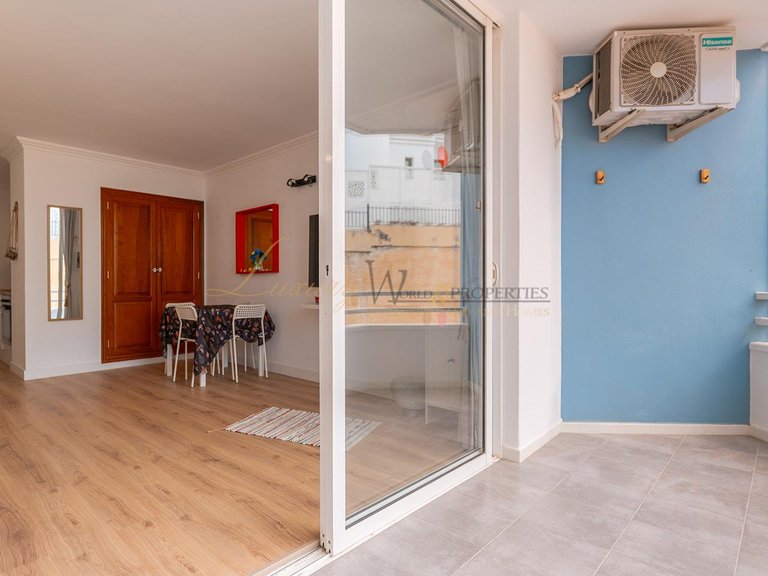Apartment for Sale in Golf Del Sur, Tenerife, España 11
