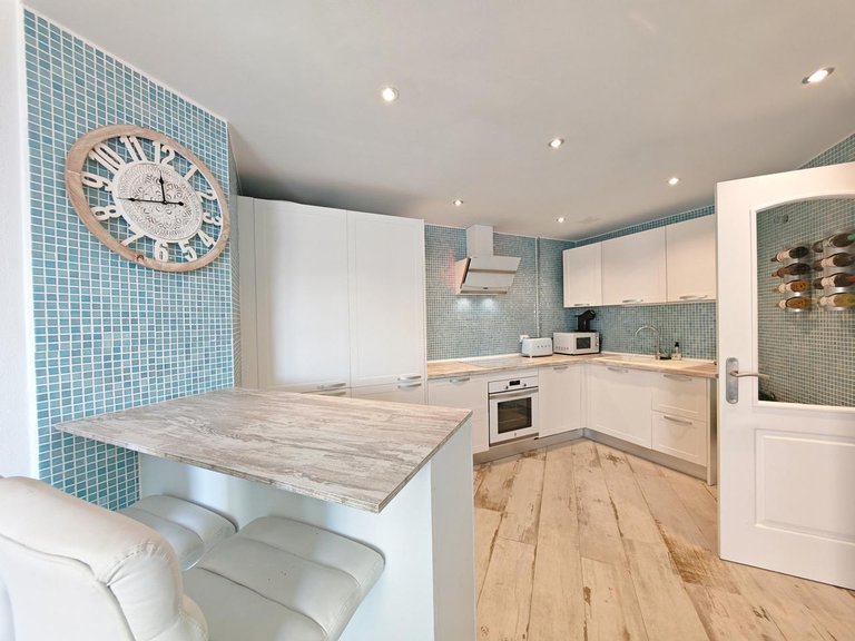 Apartment for Sale in San Luis De Sabinillas, Malaga 7
